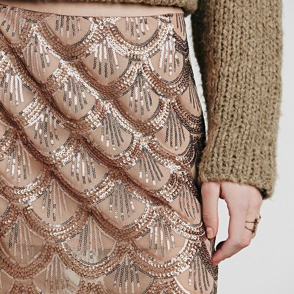 NEW FREE PEOPLE SCALLOP EMBELLISHED SKIRT XS, S, M - Picture 2 of 5